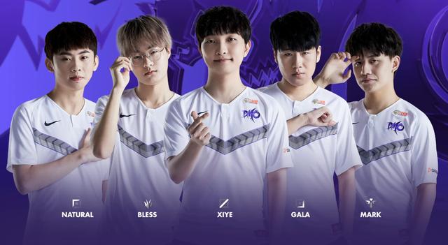 并保持与国 并保持与国