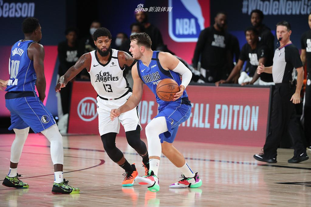 队在不同阶 队在不同阶