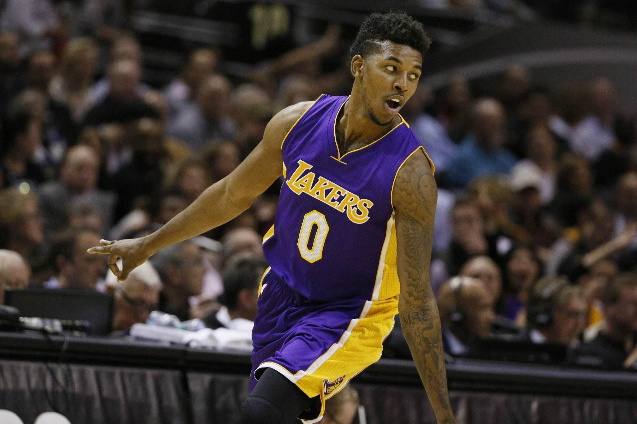 而人工操作 而人工操作